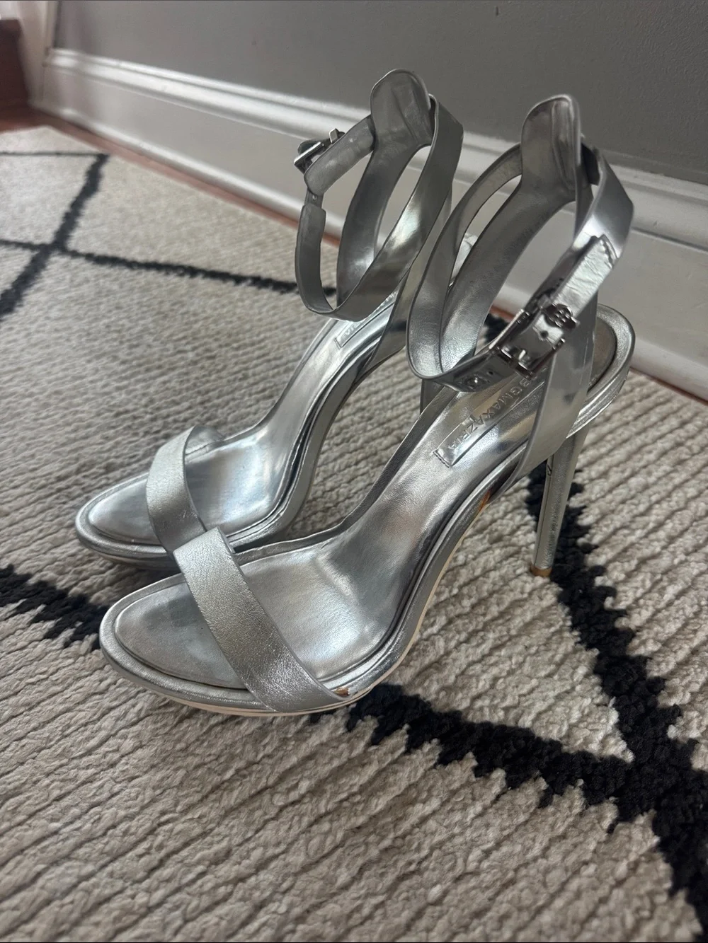 BCBG Maxazria Ma-finite Silver Strappy High Heel Sandals 10